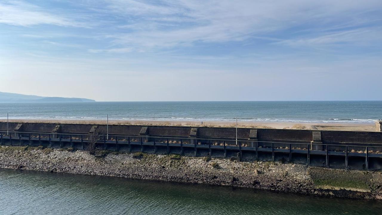 The Marine - Balcony - Beach View - Coorie Doon Stays Ayr Exterior photo
